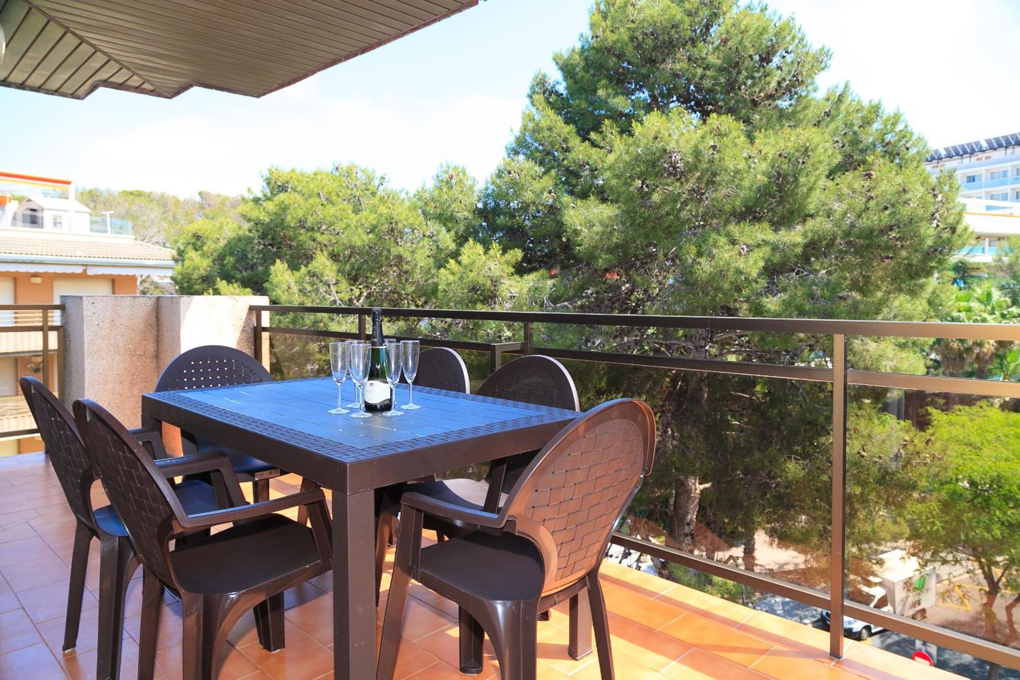 Uhc Casalmar Apartments 萨洛 外观 照片