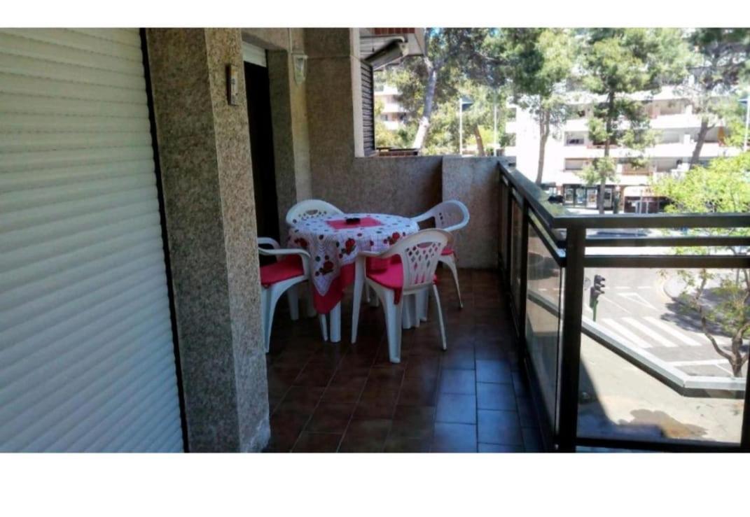 Uhc Casalmar Apartments 萨洛 外观 照片